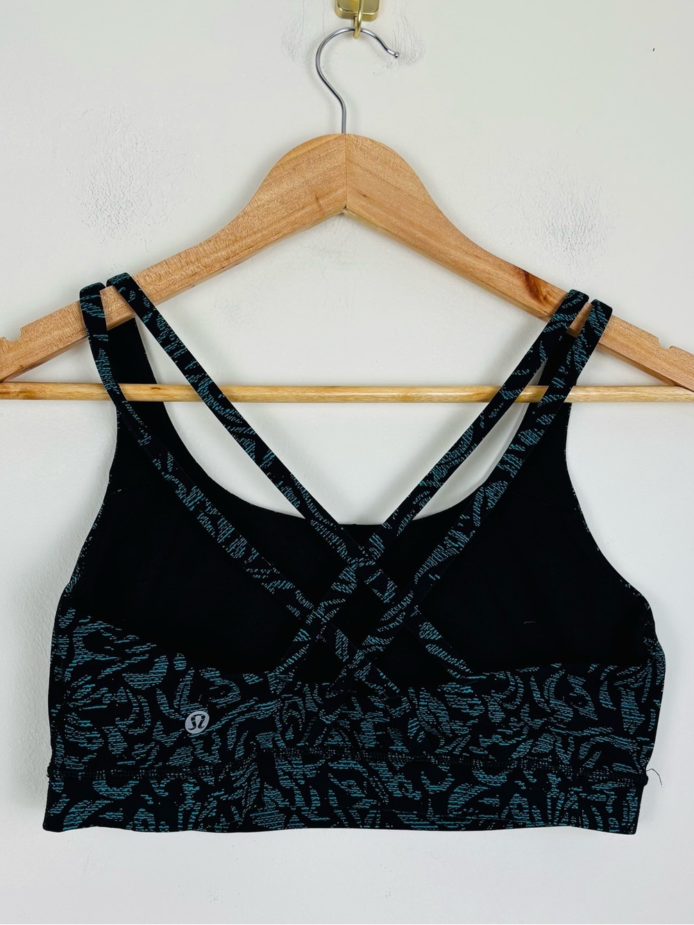 Lululemon Free To Be Strappy Sports Bra Black Teal Floral Abstract Print Size 10 - Picture 4 of 6